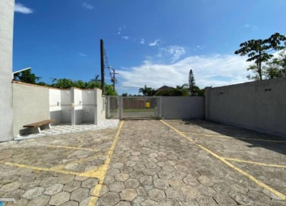 Apartamento Aconchegante 20Mts Da Praia, 3Quartos. Guaratuba Eksteriør bilde